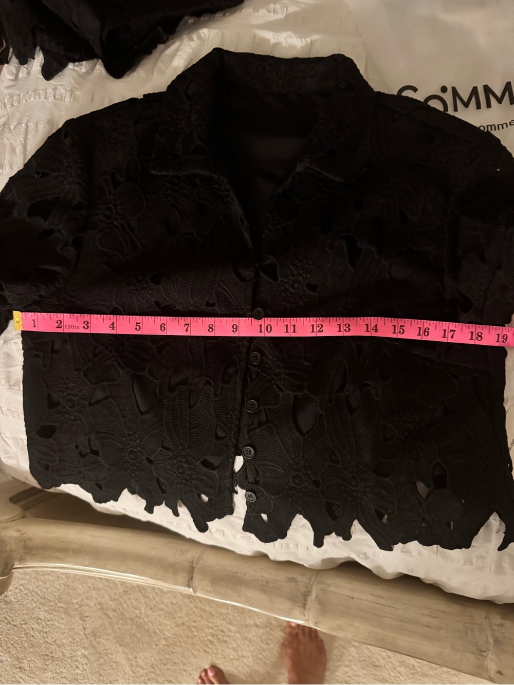 Commense Black Floral Lace Cropped Shirt & Shorts Set - Picture 7 of 8